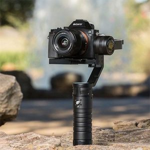 Best DSLR Camera Stabilizers to Buy 2019